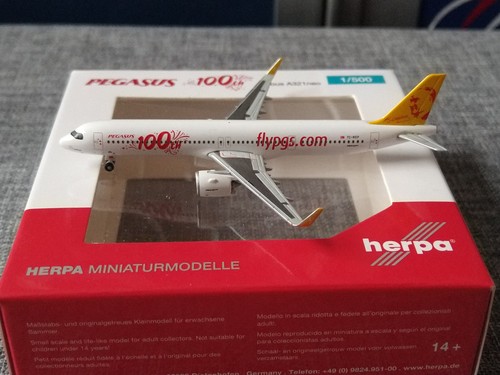 Herpa wings 500 club - herpa, modell